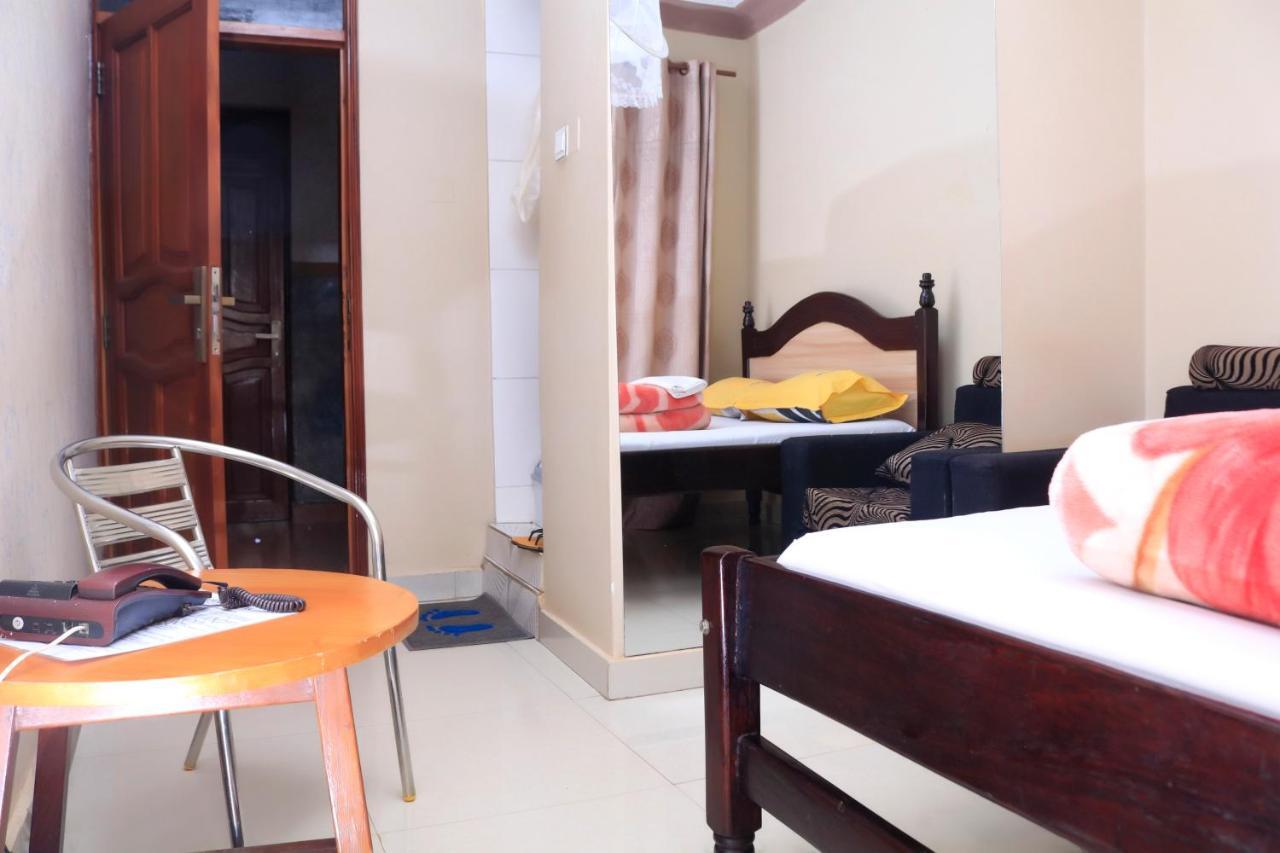 Motel Perfect Kampala Zewnętrze zdjęcie